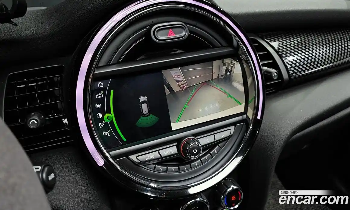 Mini Cooper 2019 2.0 автомат (гидро), фото 16