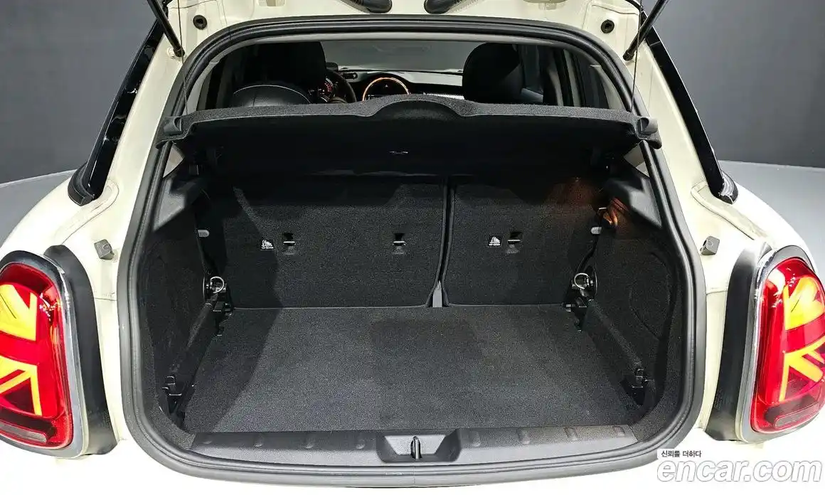Mini Cooper 2019 2.0 автомат (гидро), фото 20