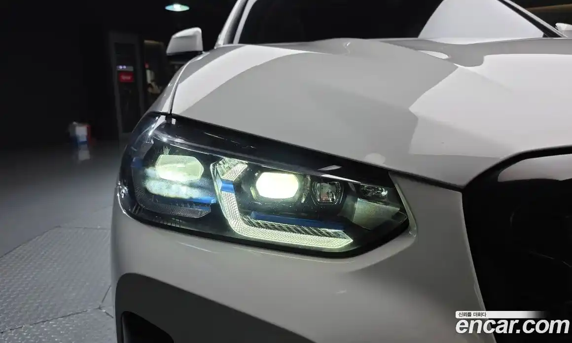 BMW X4 2023 2.0 гидро, фото 8