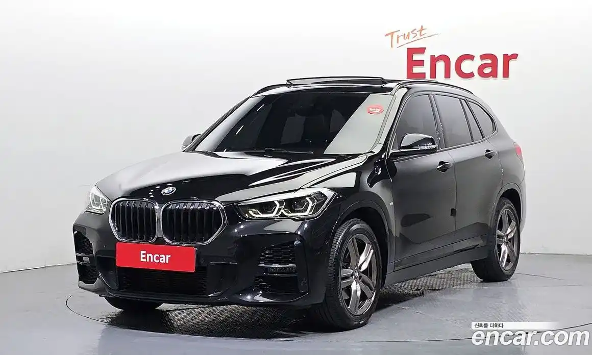 BMW X1 2021 2.0 гидро, фото 1