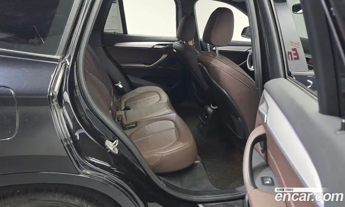 BMW X1 2021 2.0 гидро, фото 11