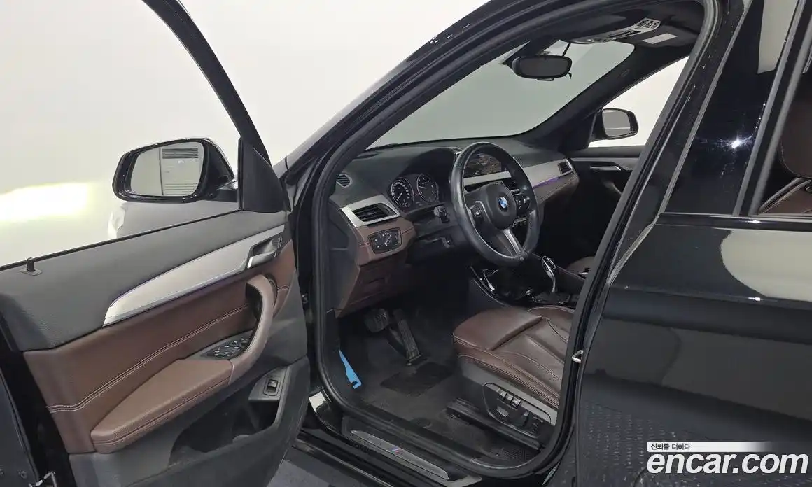 BMW X1 2021 2.0 гидро, фото 10