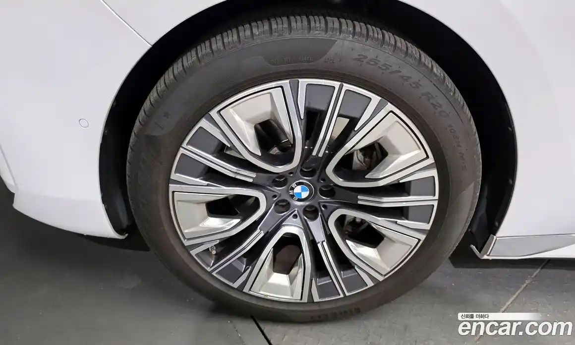 BMW 7 серия 2022 3.0 автомат (гидро), фото 5