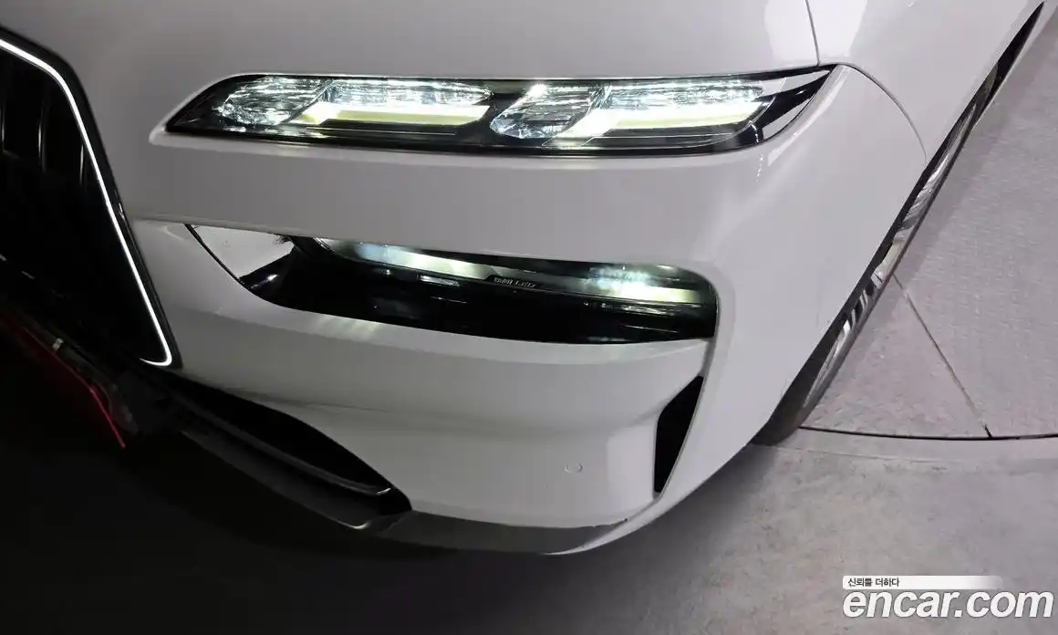 BMW 7 серия 2022 3.0 автомат (гидро), фото 8