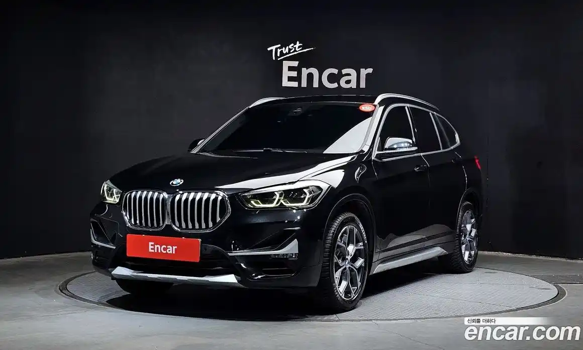 BMW X1 2021 2.0 гидро, фото 1