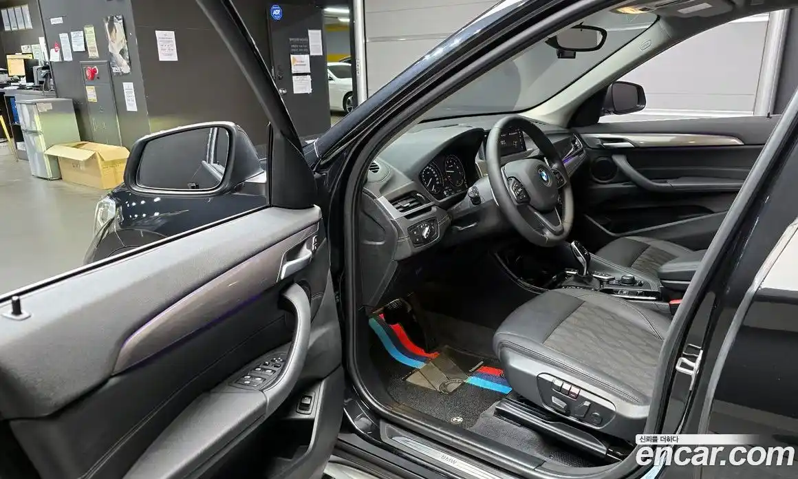 BMW X1 2021 2.0 гидро, фото 13
