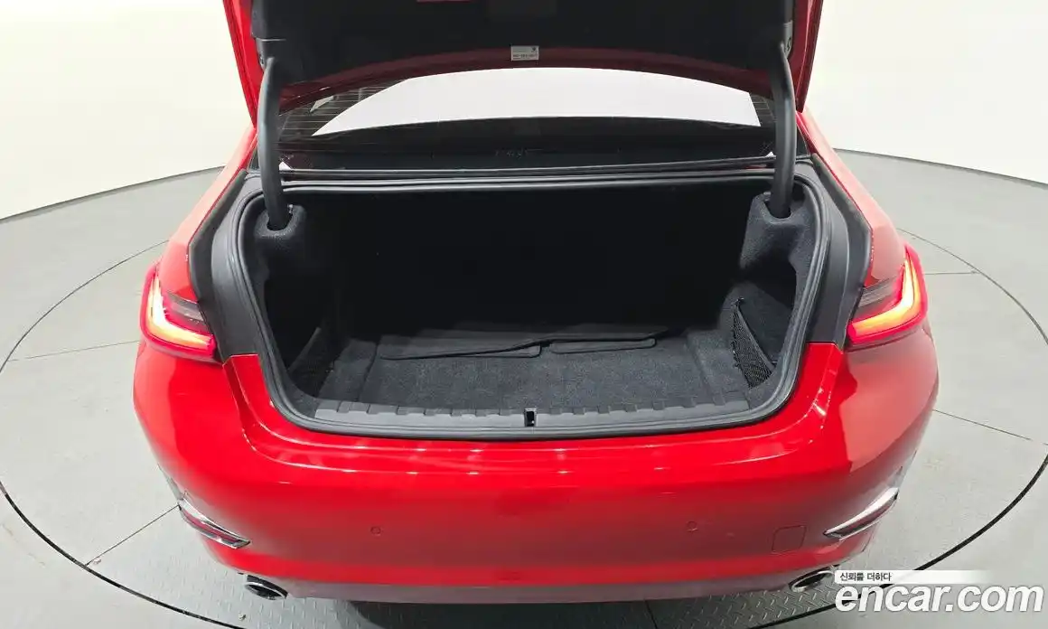 BMW 3-Series 2019 2.0 гидро, фото 25
