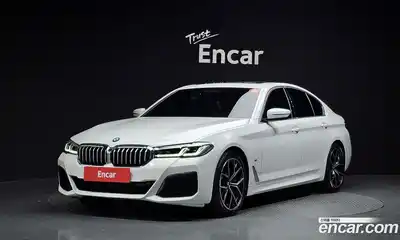 BMW 5-Series, 2022