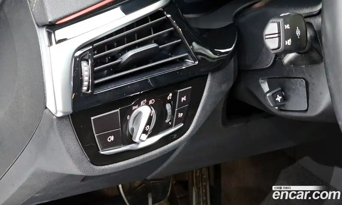 BMW 5-Series 2022 2.0 гидро, фото 28