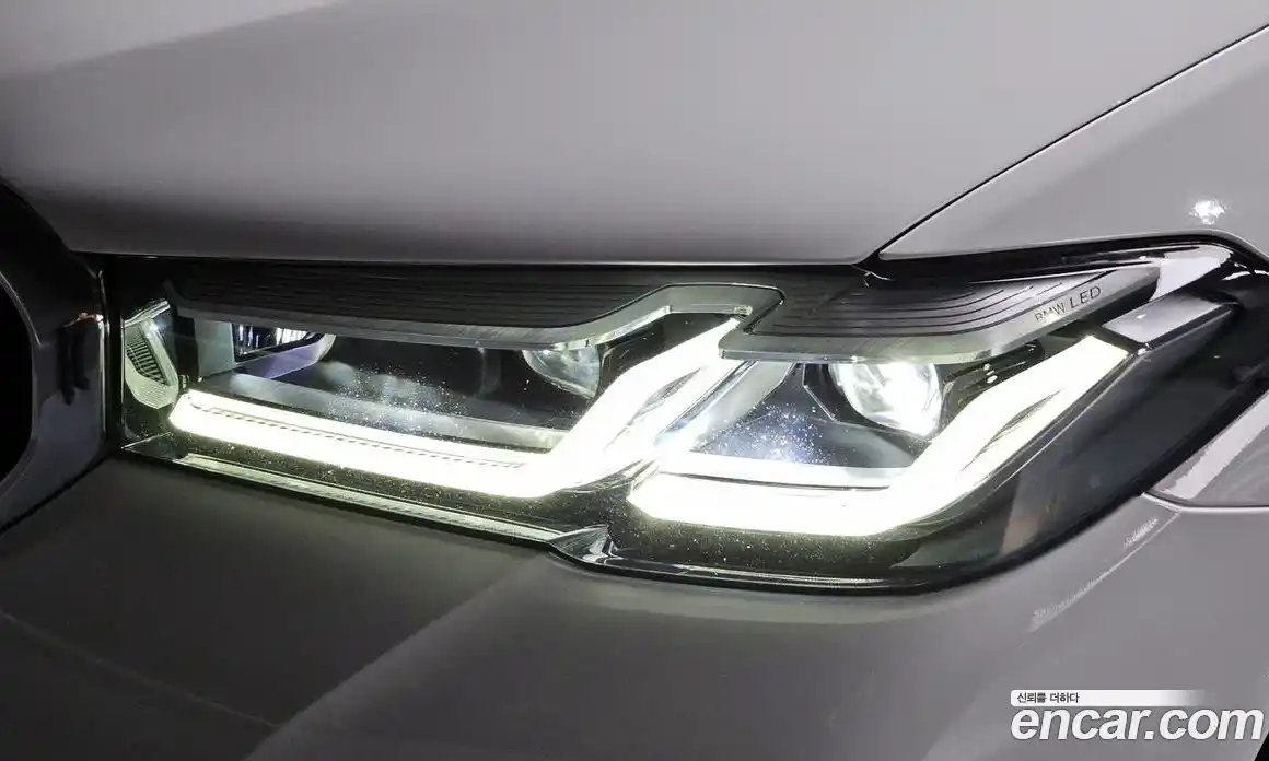 BMW 5-Series 2022 2.0 гидро, фото 8