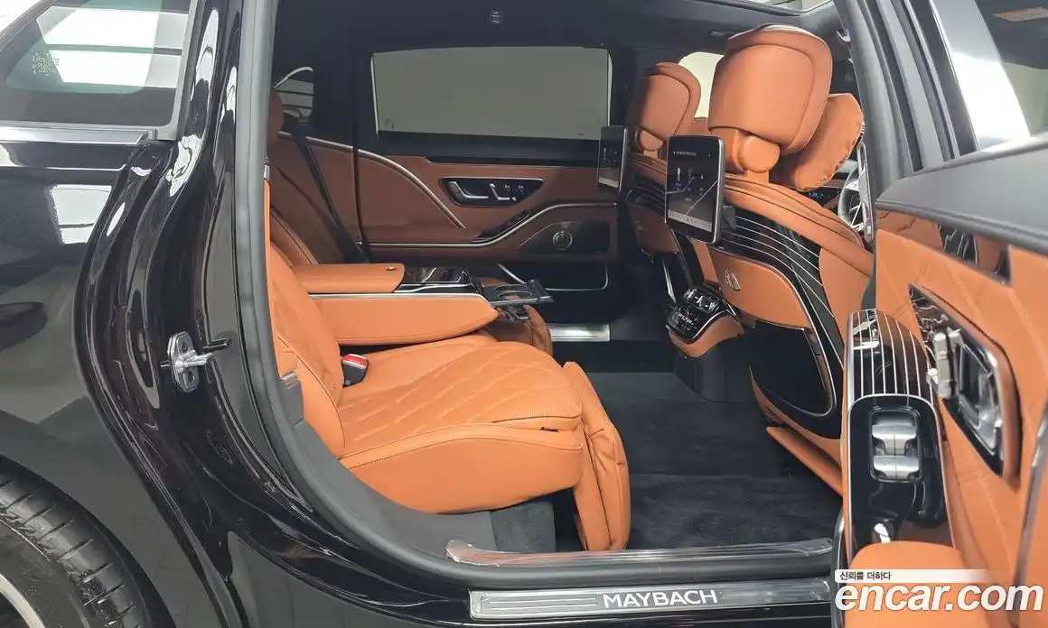 Mercedes-Benz S-Class 2024 4.0 гидро, фото 18