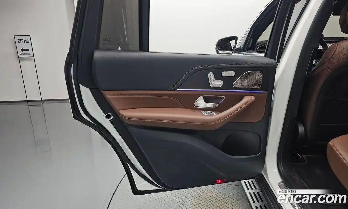 Mercedes-Benz GLS-Class 2024 3.0 гидро, фото 14