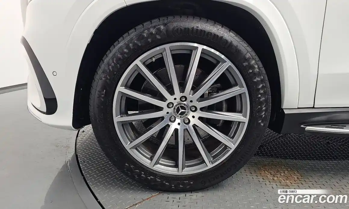 Mercedes-Benz GLS-Class 2024 3.0 гидро, фото 4