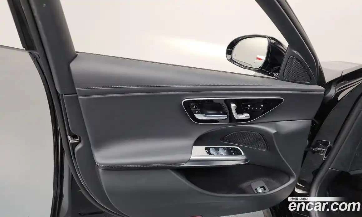 Mercedes-Benz E-Class 2024 2.0 гидро, фото 14