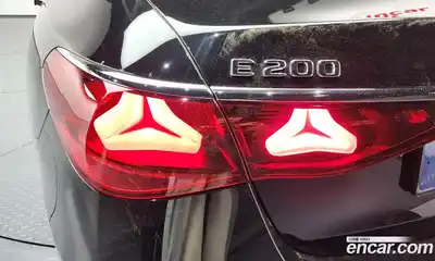 Mercedes-Benz E-Class 2024 2.0 гидро, миниатюра 9
