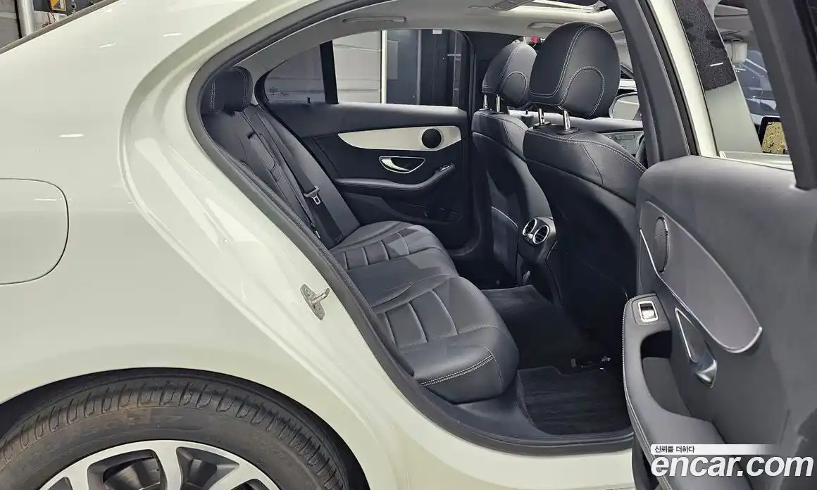Mercedes-Benz C-Class 2017 2.0 гидро, фото 12