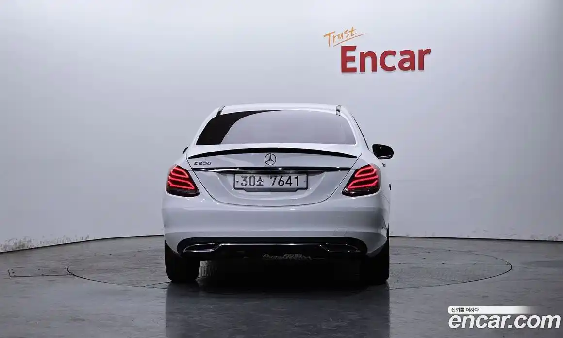 Mercedes-Benz C-Class 2017 2.0 гидро, фото 4