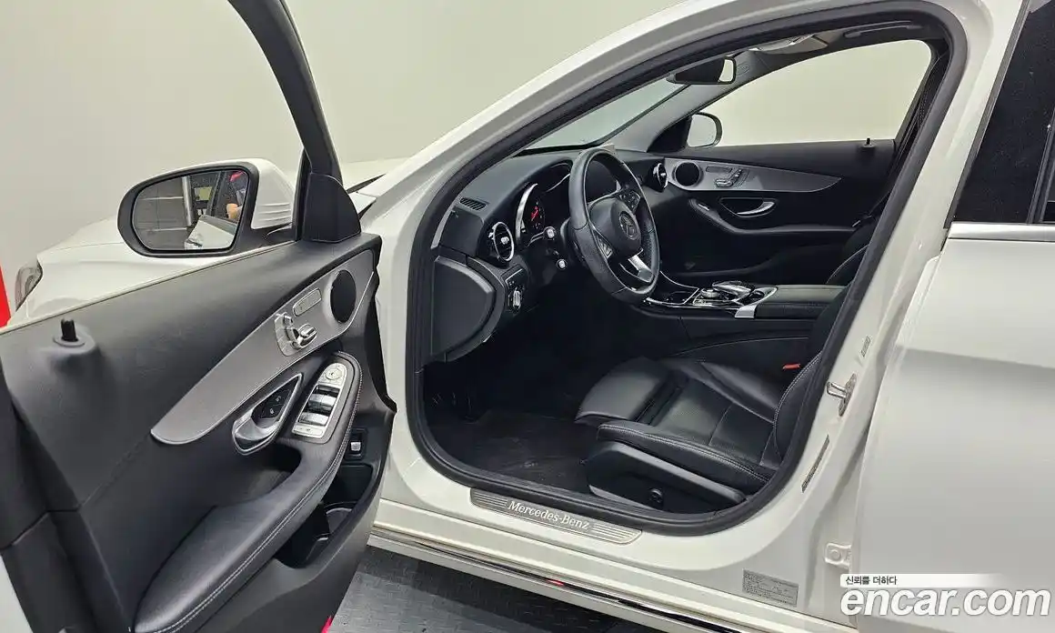 Mercedes-Benz C-Class 2017 2.0 гидро, фото 10