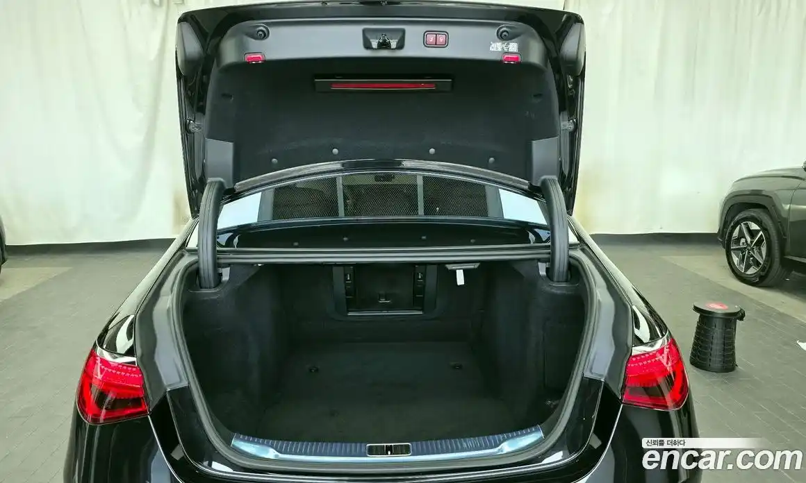 Mercedes-Benz S-Class 2023 3.0 гидро, фото 26