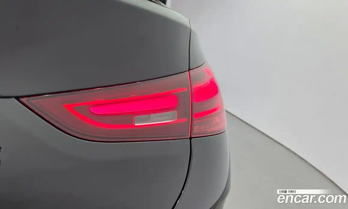 Mercedes-Benz GLE-Class 2024 2.0 гидро, фото 9