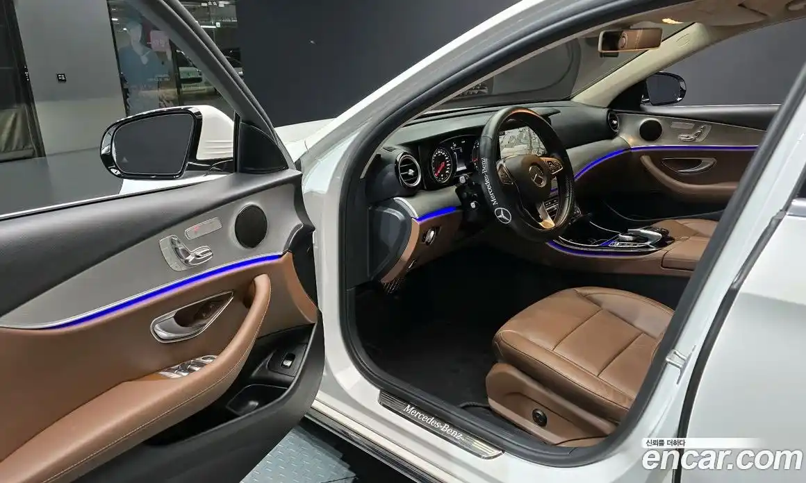 Mercedes-Benz E-Class 2018 2.0 гидро, фото 13