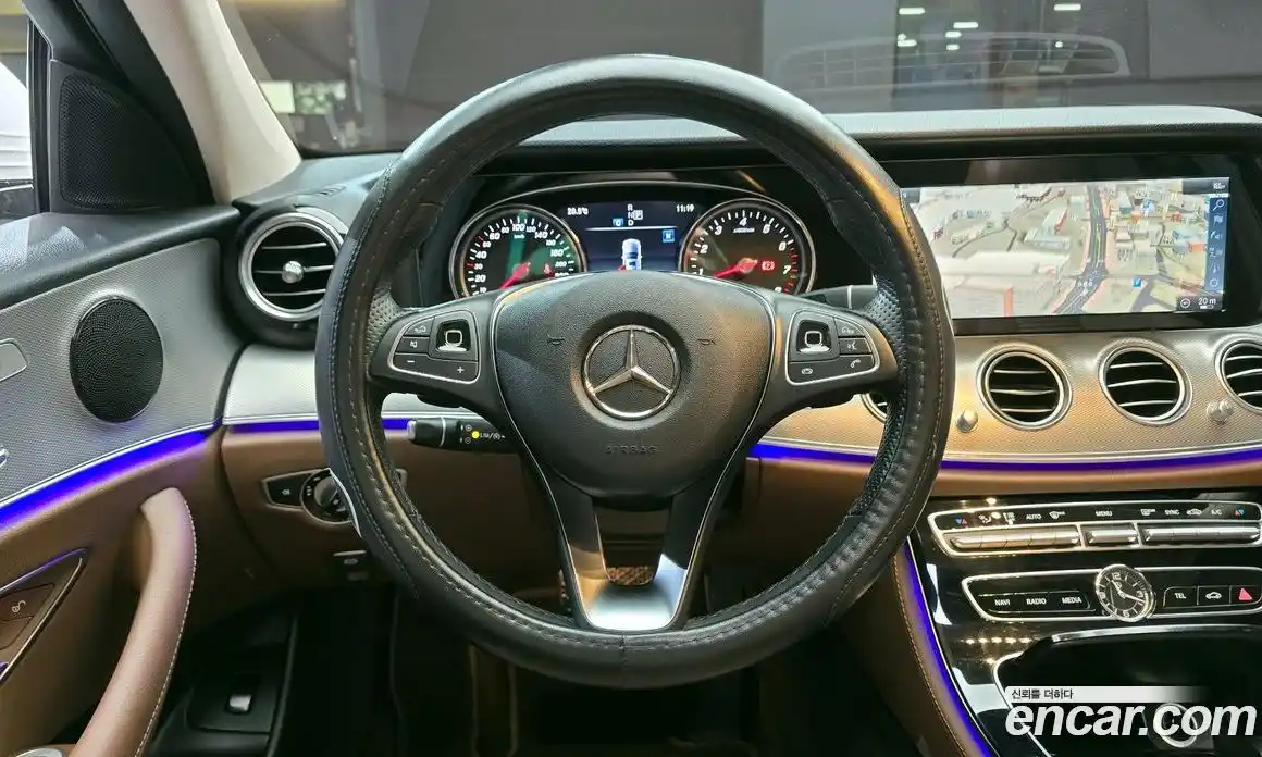 Mercedes-Benz E-Class 2018 2.0 гидро, фото 19
