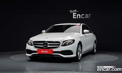 Mercedes-Benz E-Class 2018 2.0 гидро, миниатюра 3