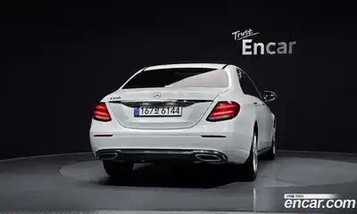Mercedes-Benz E-Class 2018 2.0 гидро, миниатюра 4
