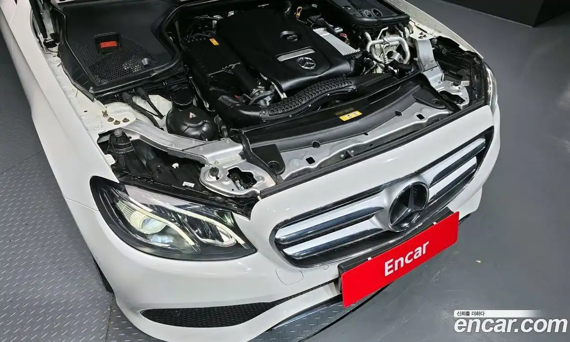 Mercedes-Benz E-Class 2018 2.0 гидро, фото 6