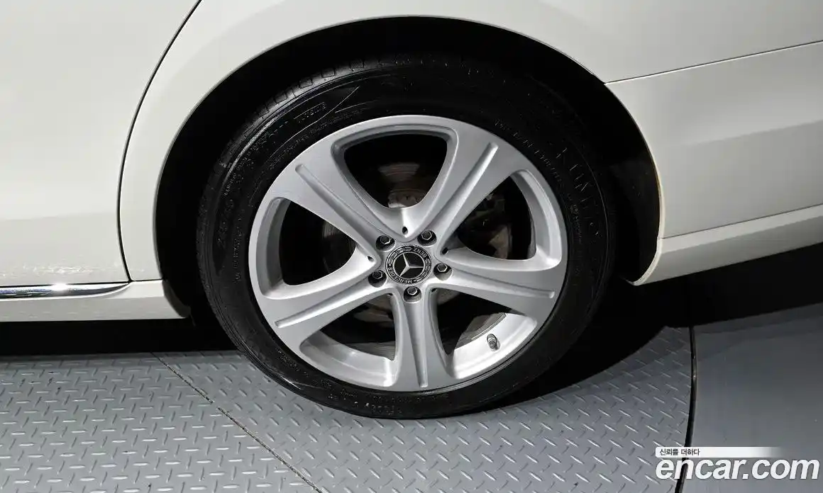 Mercedes-Benz E-Class 2018 2.0 гидро, фото 7