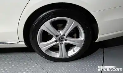Mercedes-Benz E-Class 2018 2.0 гидро, миниатюра 7