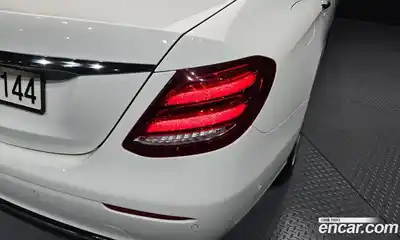 Mercedes-Benz E-Class 2018 2.0 гидро, миниатюра 9