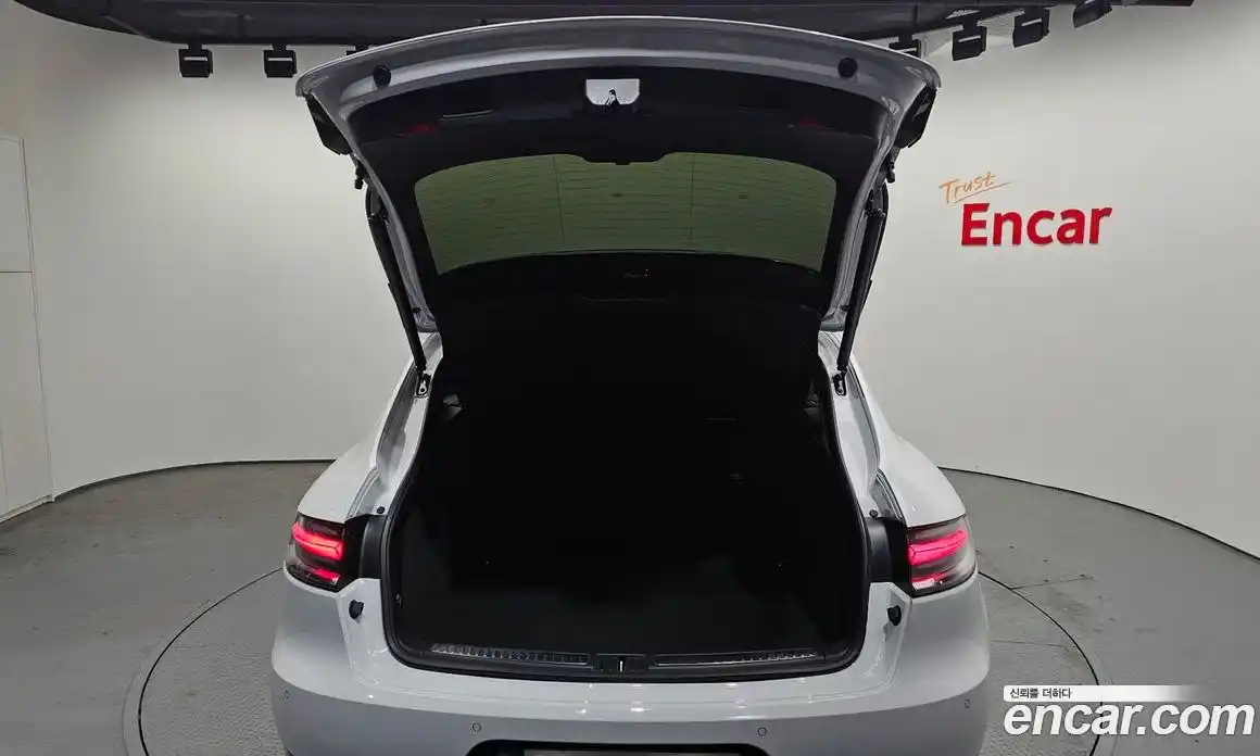 Porsche Macan 2021 2.0 автомат (гидро), фото 20