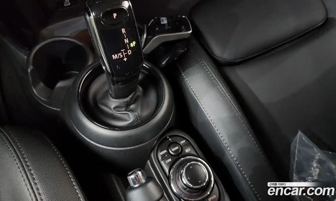 Mini Cooper 2022 1.5 автомат (гидро), фото 12