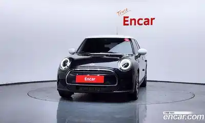 Mini Cooper 2022 1.5 автомат (гидро), миниатюра 3