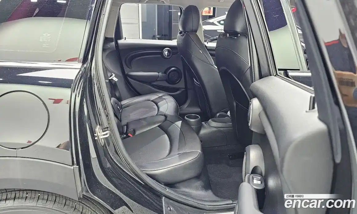 Mini Cooper 2015 1.5 автомат (гидро), фото 11