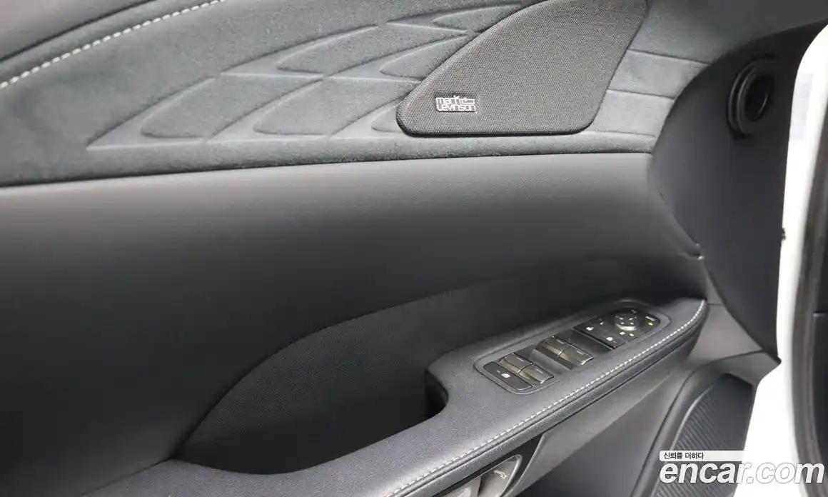 Lexus RX 2025 2.5 вариатор, фото 12