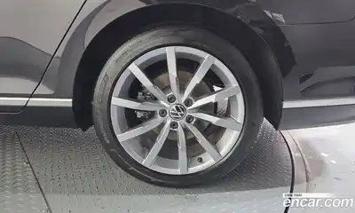 Volkswagen Passat 2022 2.0 автомат (гидро), миниатюра 7