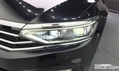 Volkswagen Passat 2022 2.0 автомат (гидро), миниатюра 8