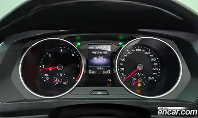 Volkswagen Tiguan 2019 2.0 автомат (гидро), миниатюра 11