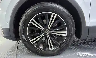 Volkswagen Tiguan 2019 2.0 автомат (гидро), миниатюра 5