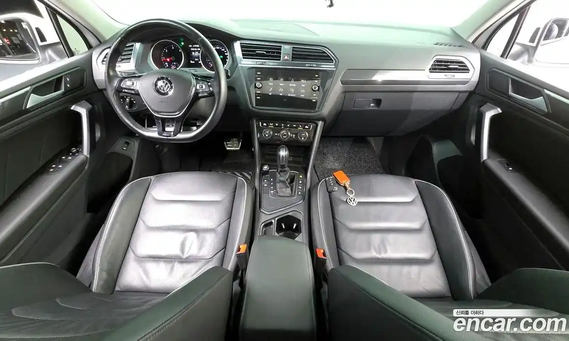 Volkswagen Tiguan 2019 2.0 автомат (гидро), фото 10