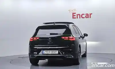 Volkswagen Golf 2022 2.0 автомат (гидро), миниатюра 4