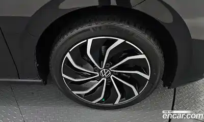 Volkswagen Golf 2022 2.0 автомат (гидро), миниатюра 7