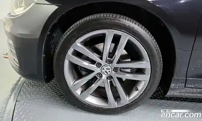 Volkswagen Scirocco 2015 2.0 автомат (гидро), миниатюра 5