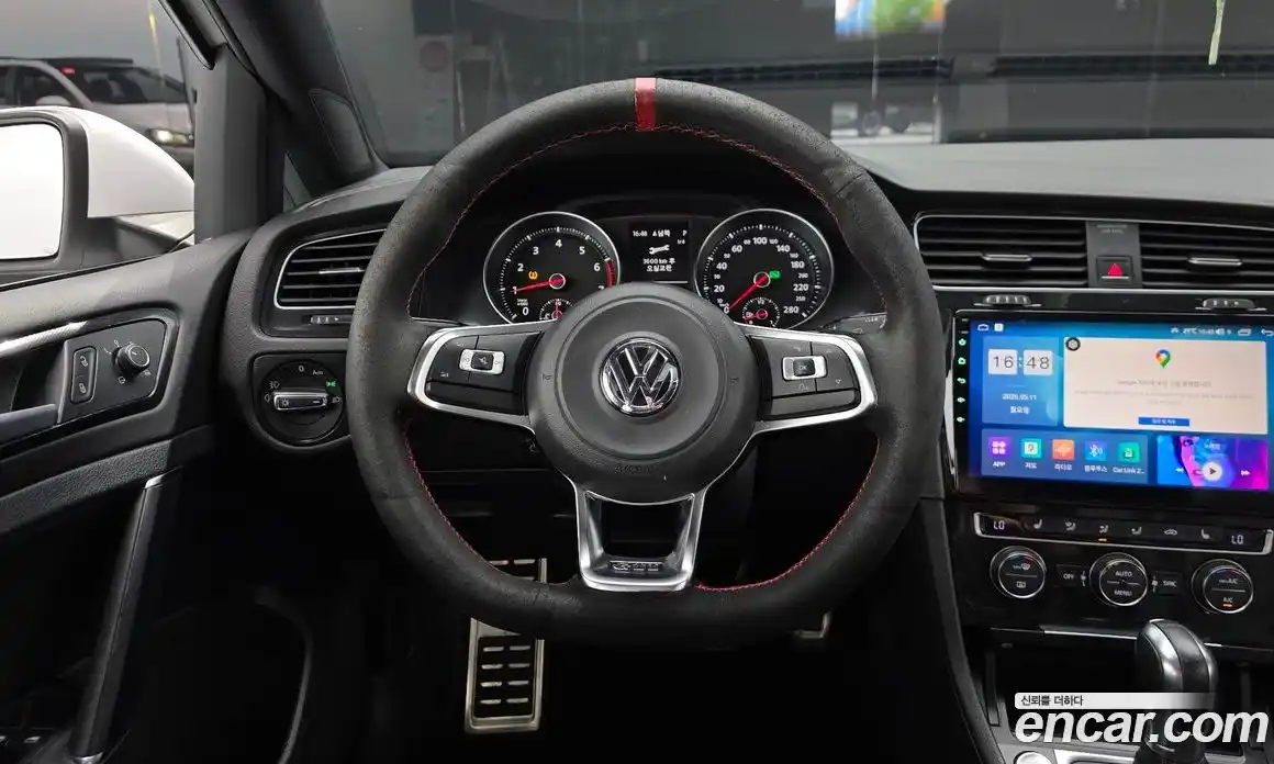 Volkswagen Golf 2015 2.0 автомат (гидро), фото 12