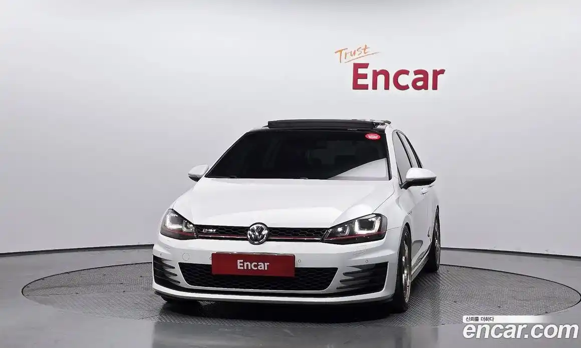 Volkswagen Golf 2015 2.0 автомат (гидро), фото 3