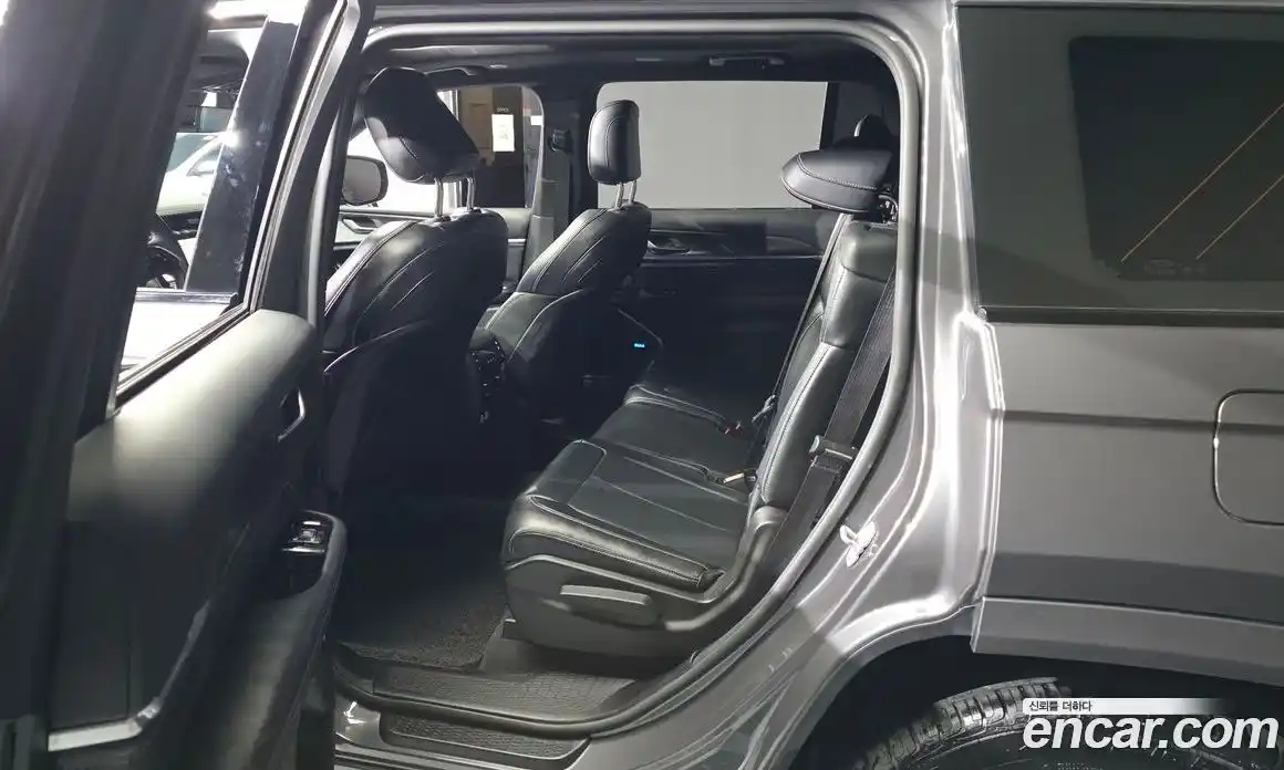 Jeep Cherokee 2021 3.6 автомат (гидро), фото 17