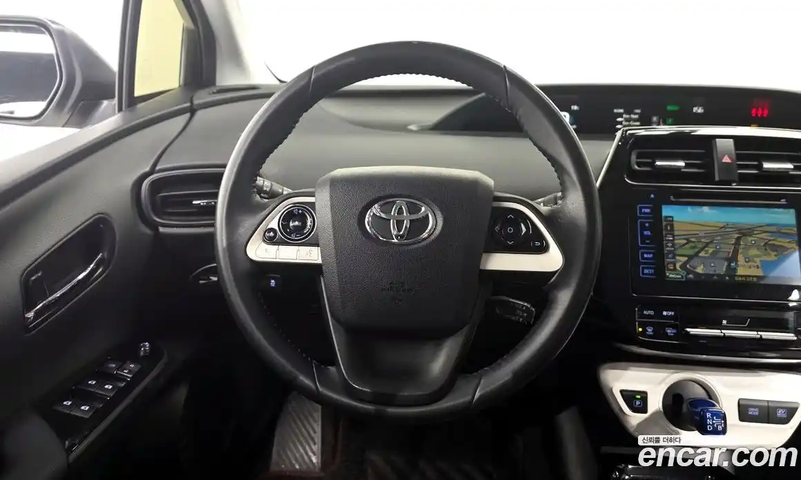 Toyota Prius 2017 1.8 гидро, фото 12