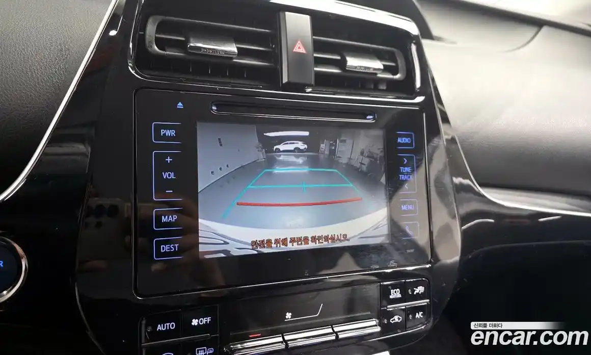 Toyota Prius 2017 1.8 гидро, фото 14